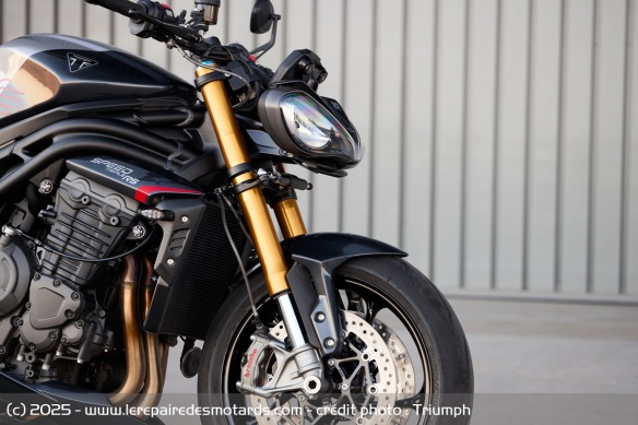 La fourche de la Triumph Speed Triple 1200 RS La fourche de la Triumph Speed Triple 1200 RS