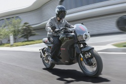 Moto électrique Honda E-VO