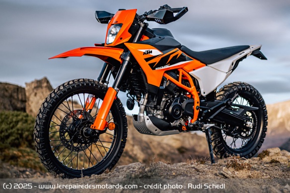 KTM 125 Enduro R 2025