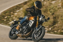 Néo-rétro Suzuki GSX-8T