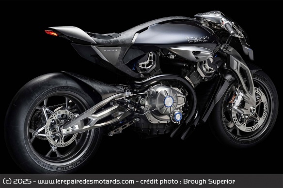 Richard Mille x Brough Superior RMB01 Richard Mille x Brough Superior RMB01
