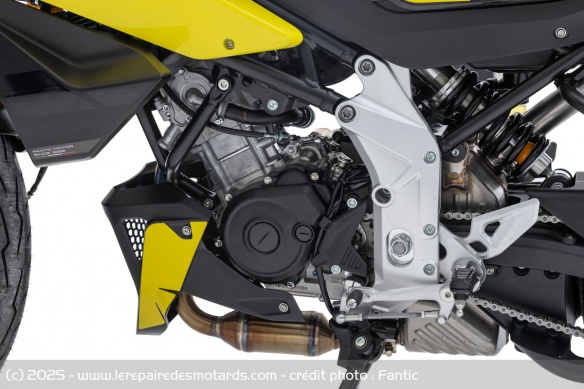 Roadster Fantic Stealth 125 Roadster Fantic Stealth 125