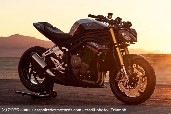 Roadster Triumph Speed Triple 1200 RS 2025 Roadster Triumph Speed Triple 1200 RS 2025