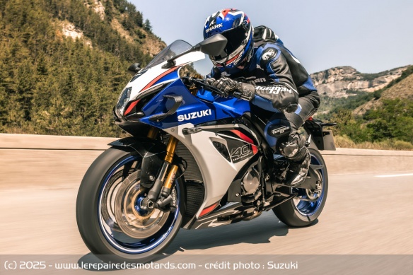 Sportive Suzuki GSX-R1000R 40e anniversaire Sportive Suzuki GSX-R1000R 40e anniversaire