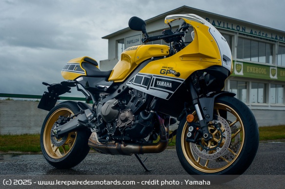 La livrée 2026 s'inspire des YZR500 de Kenny Roberts La livrée 2026 s'inspire des YZR500 de Kenny Roberts