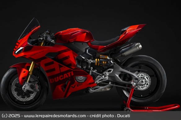 Sportive Ducati Panigale V2 MM93