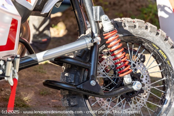 Side-car off-road BMW F900GS par DJ Side Cars