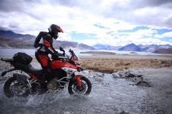 Multistrada V4 Voyagers 2026 Edition Centenaire