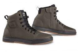 Baskets moto Falco Booster