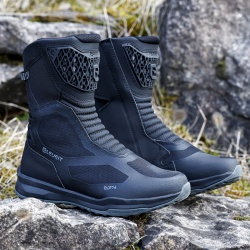 Bottes touring Eleveit Mission E-Dry