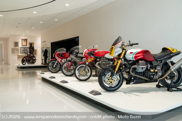On y retrouve 160 motos, dont de nombreuses machines de compétition