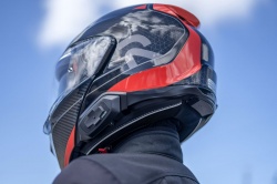 Cardo &eacute;quipe les casques HJC