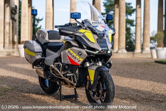 La BMW R 1300 RT de la Police Nationale La BMW R 1300 RT de la Police Nationale