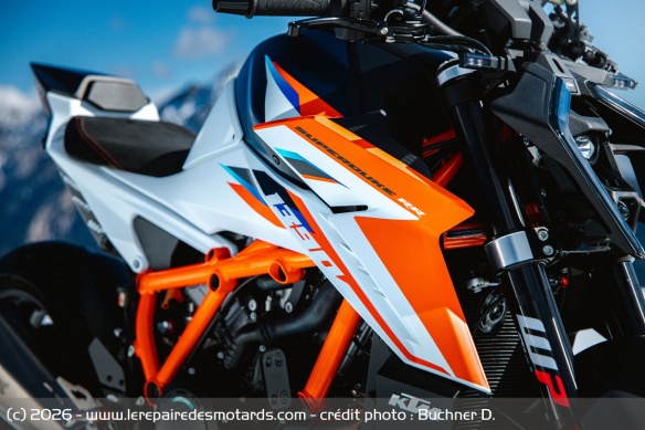 Roadster KTM 1390 Super Duke RR Roadster KTM 1390 Super Duke RR