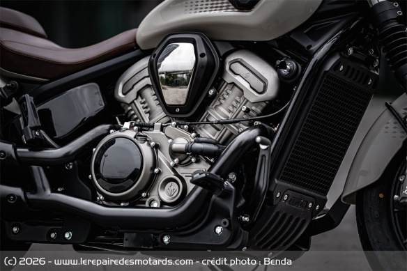 Benda lance la Dark Flag 950 Benda lance la Dark Flag 950