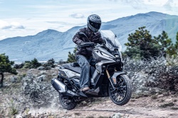 Maxi-scooter Voge SR 450 X