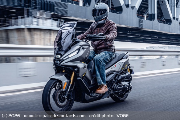 Maxi-scooter Voge SR 450 X