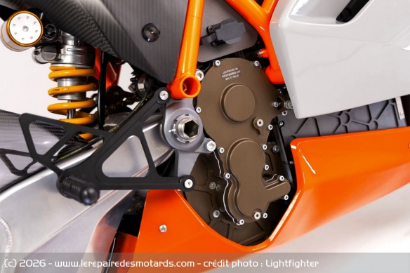 Le moteur délivre 135 ch et 162 Nm sur les deux modèles