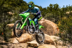 Motocross Kawasaki KX250F et KX450F 2027