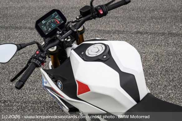 Roadster BMW F 450 R