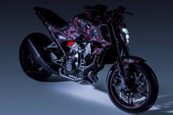 Honda pr&eacute;pare l'arriv&eacute;e de la V3R 900