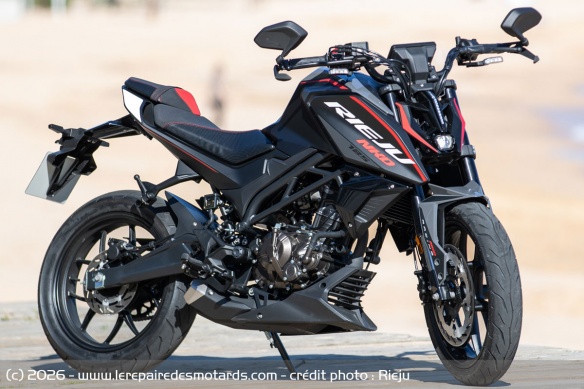 Roadster Rieju NKD 125
