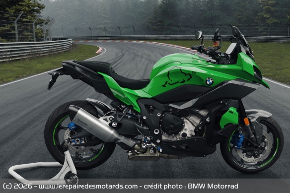 La BMW M 1000 XR '100 Jahre N&uuml;rburgring'