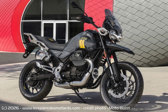 Moto Guzzi V85 Strada &eacute;dition 105e anniversaire