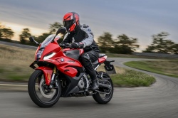 Sportive BMW F 450 RR