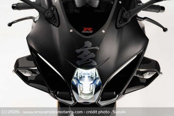 Sportive Suzuki GSX-R1000R Stealth