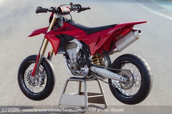 Ducati Desmo450 SM 2027