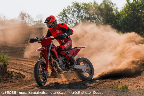 Ducati Desmo450 SM 2027