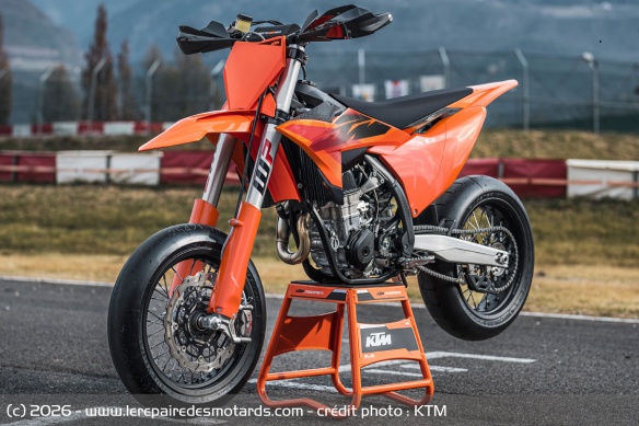 Supermotard KTM 450 SMR 2027