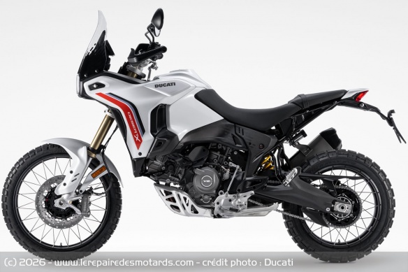 Trail Ducati DesertX V2