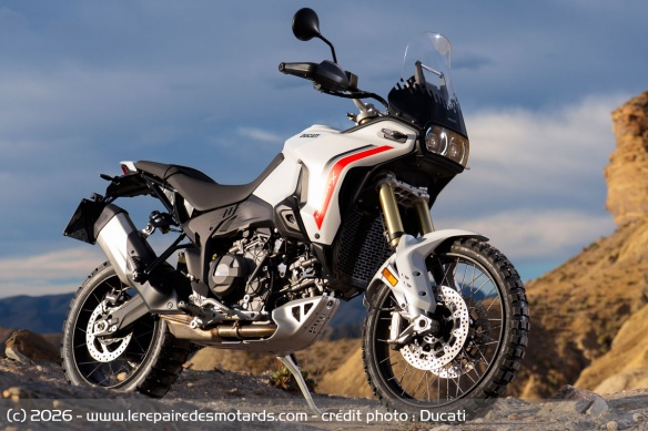 Trail Ducati DesertX V2