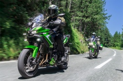 Trail routier Kawasaki Versys 900