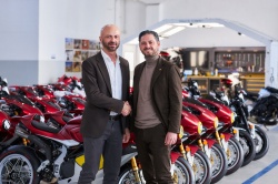 MV Agusta confie sa logistique &agrave; DHL - Antonio Lombardo et Luca Martin - Cr&eacute;dit photo : MV Agusta