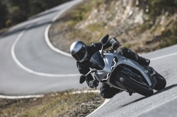Le d&eacute;veloppement hors normes de la Norton Manx R