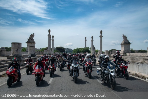 Rassemblement Ducati We Ride As One
