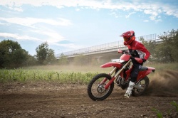 1.448 km sur un Enduro en 24 h - Cr&eacute;dit photo : Alex Photo
