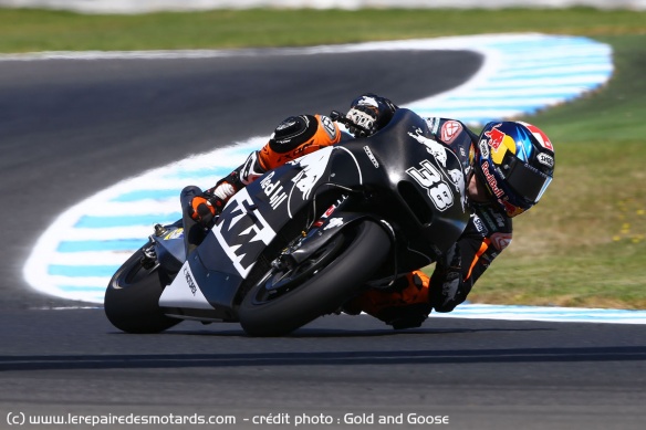 Bradley Smith sur la KTM RC16 Bradley Smith sur la KTM RC16