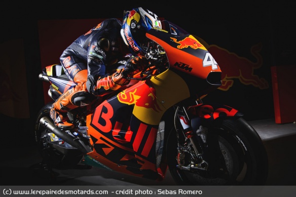 Pol Espargaro sur la KTM RC16 Pol Espargaro sur la KTM RC16