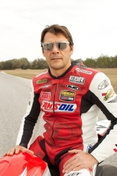 Pilote Aaron Yates