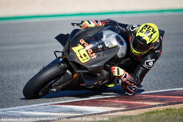 Alvaro Bautista sur la V4R lors des tests de Portimao début 2019 Alvaro Bautista sur la V4R lors des tests de Portimao début 2019
