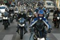 Manifestation motards stationner trottoirs