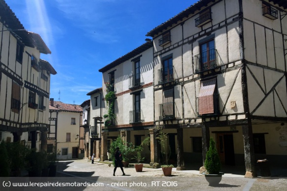 Cette ville médiévale méritait bien quelques détours par ses ruelles