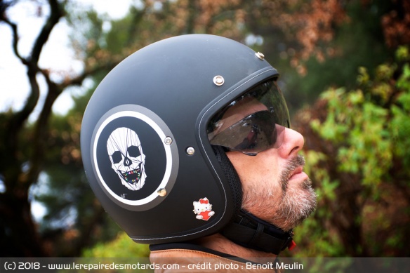 Le casque se révèle assez confortable