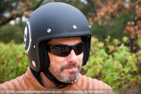 Les pressions permettent d'ajouter une casquette
