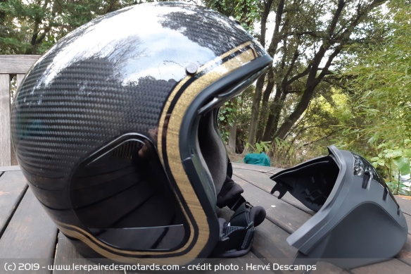 Le casque jet Shark S-Drak Carbon