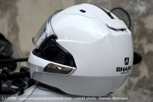 Le casque modulable Shark Evo-One 2 de derrière